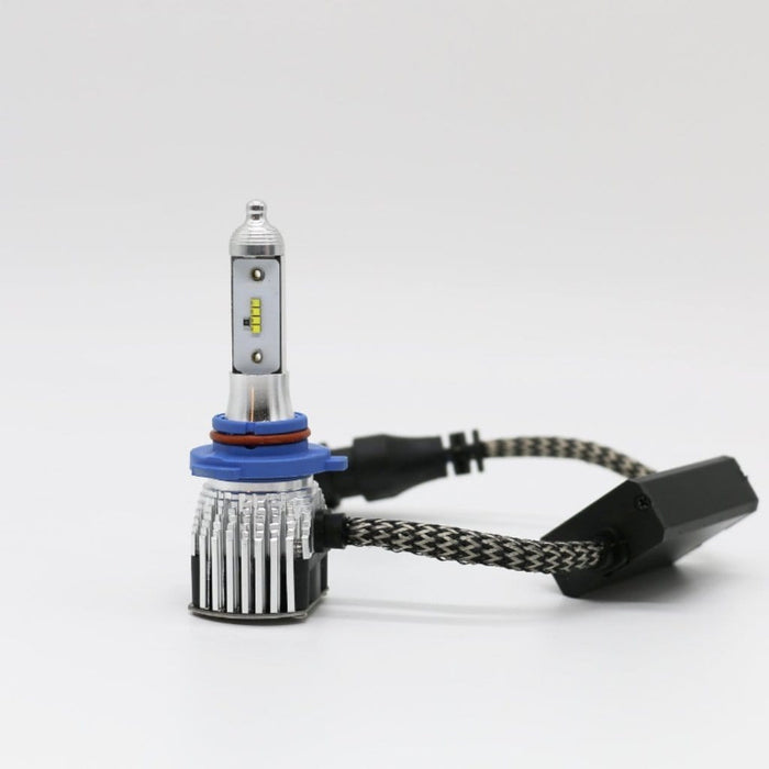 Low Beam - 9005 LED Headlight Kit - 6000K 8000LM With Philips  ZES Chips - LightingWay