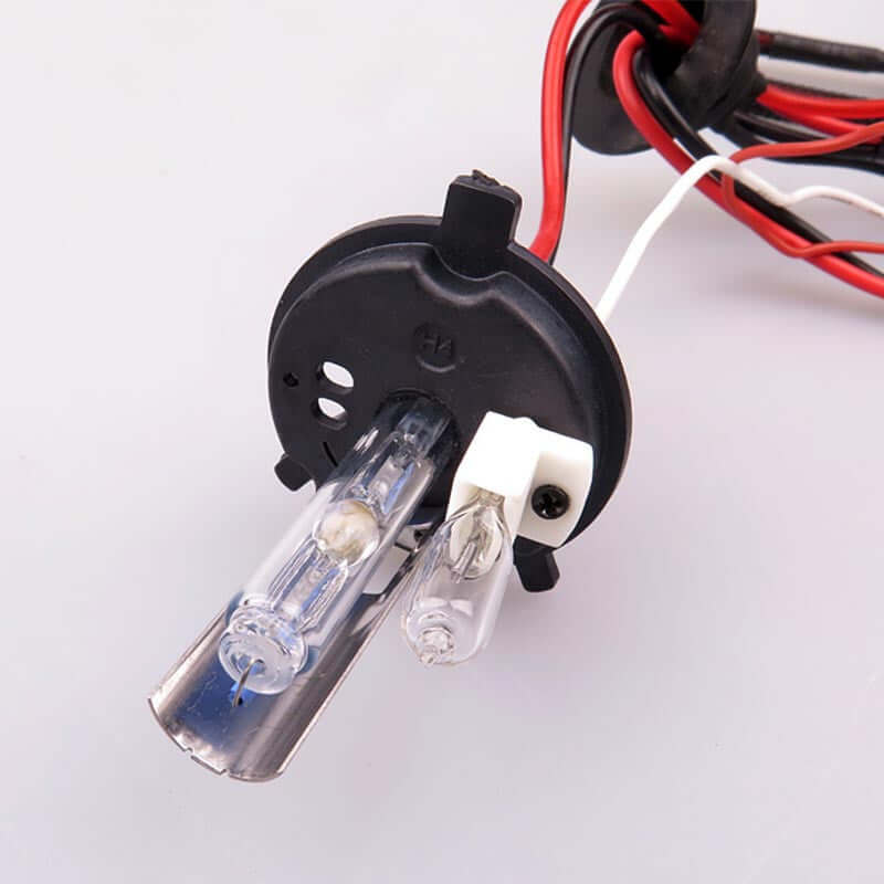 Headlamp HID xenon bulb H4-2 with halogen bulb - LightingWay